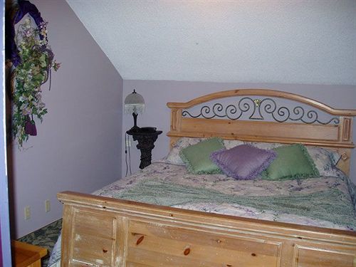 The Historic Brook Forest Inn Evergreen Extérieur photo